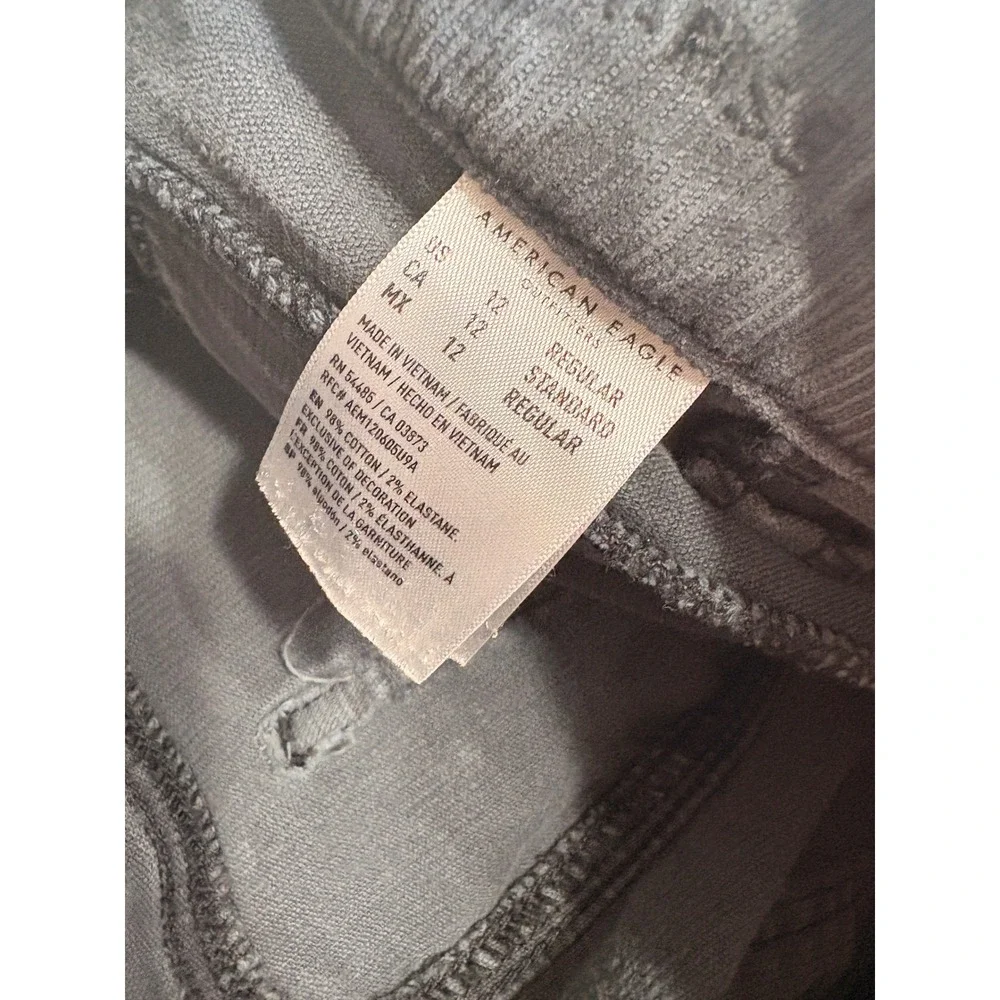 American‎ Eagle Super High Rise Flare Corduroy Pants Gray Button Fly Size 12